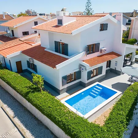 Villa Cayo Coco - Piscina Aquecivel E Bbq Em Portimao Villa *